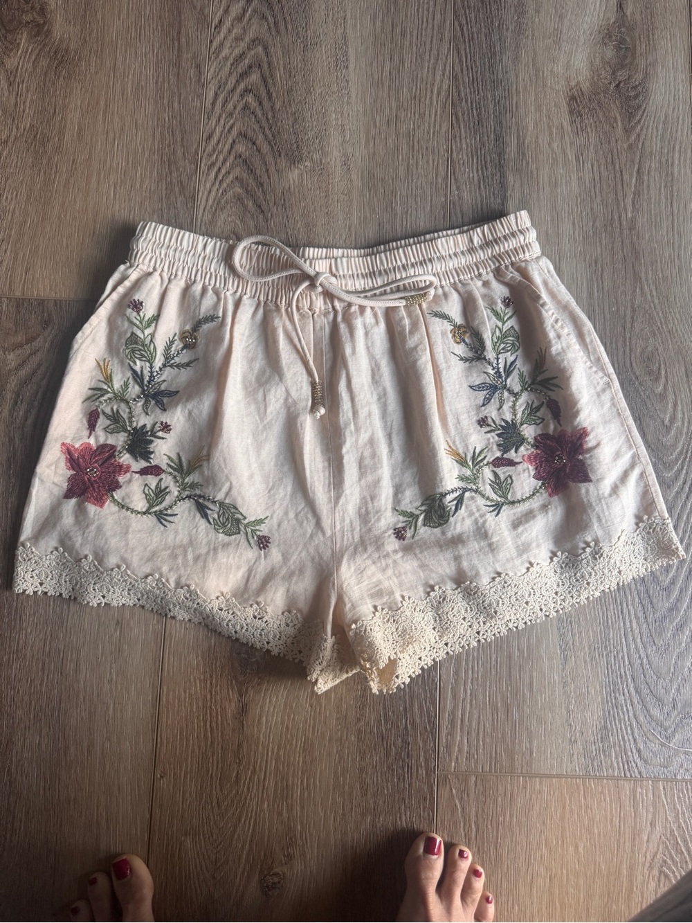 Zara Embroiled Linen Shorts - Picture 4 of 6